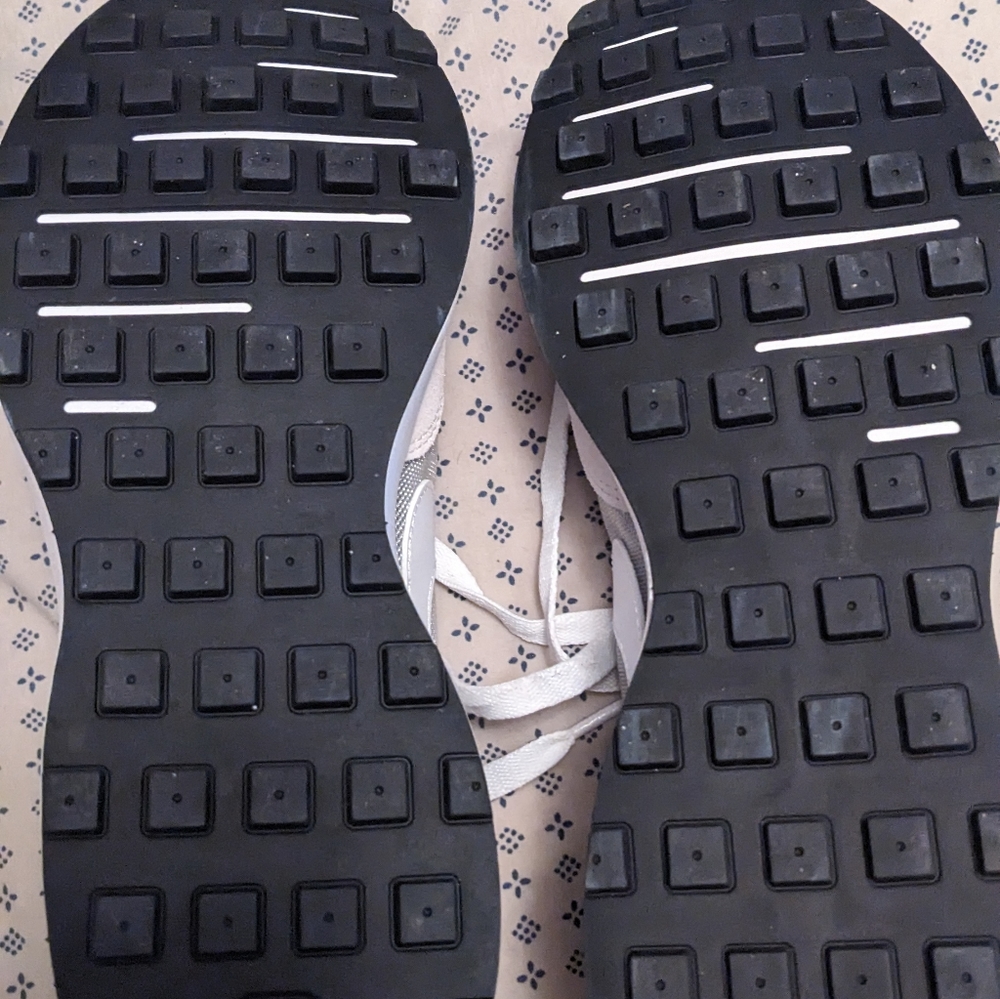 Nike Waffle One - Picture 3 of 4